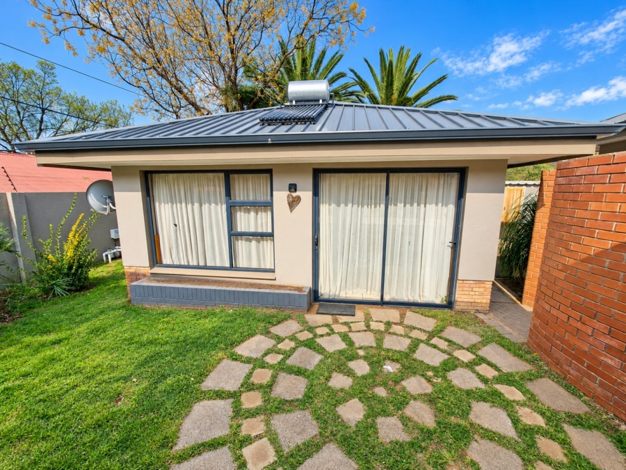 5 Bedroom Property for Sale in Waverley Free State